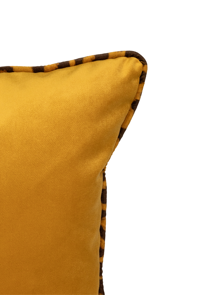 El Gato (P) Cushion