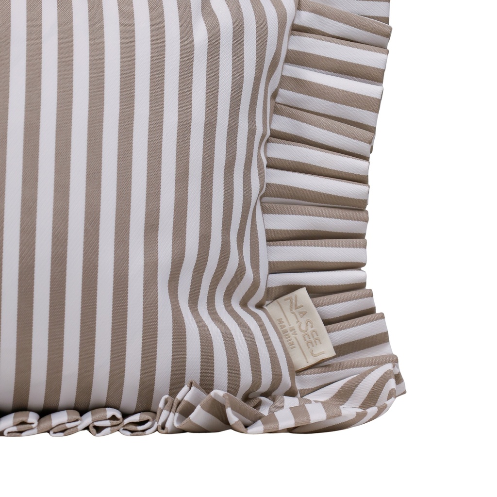 The Duchess Cushion ☀️☂️