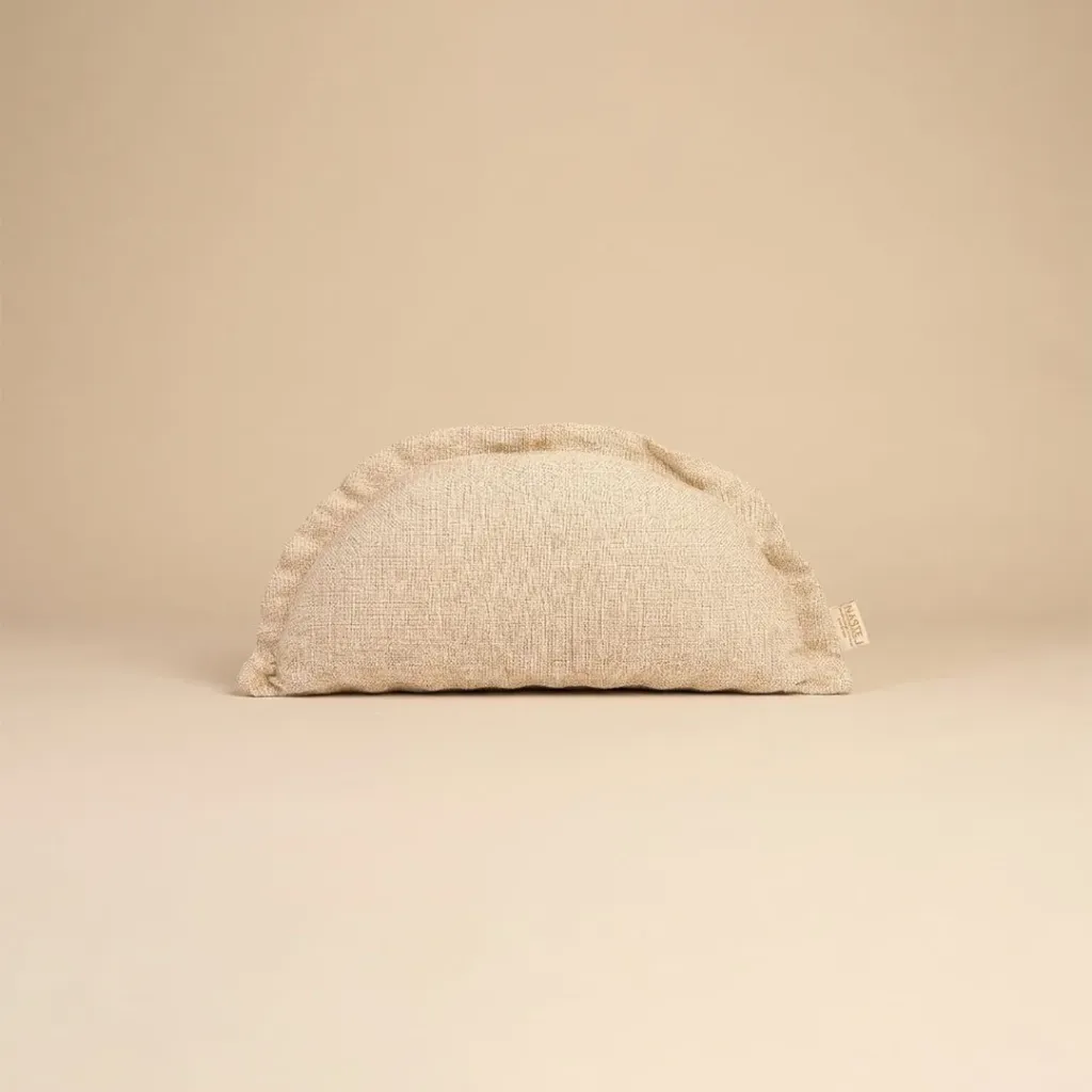 Jimmy Tweed Samosa Cushion (Arch 35cm x 50cm) Ivory x Beige