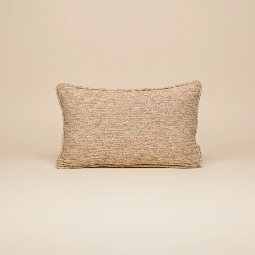 Deeja (P) Cushion