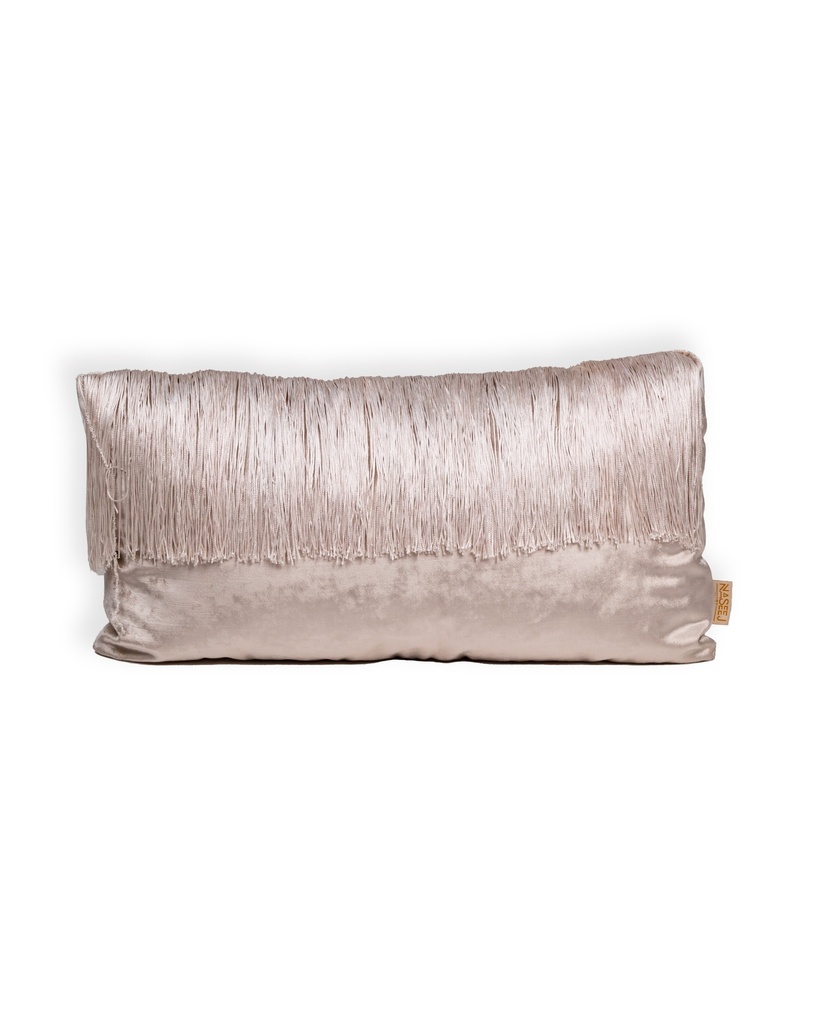 Madame Cushion (35*60)
