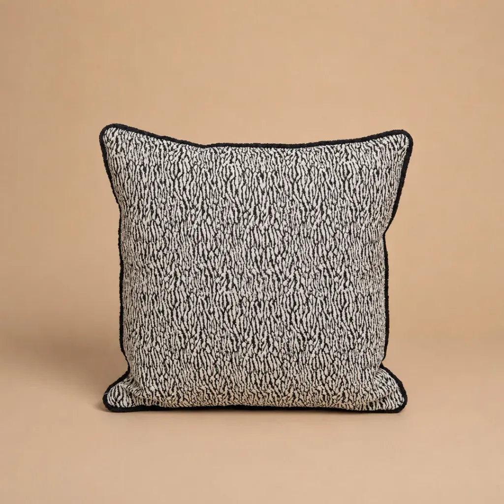 Miami (P) Cushion