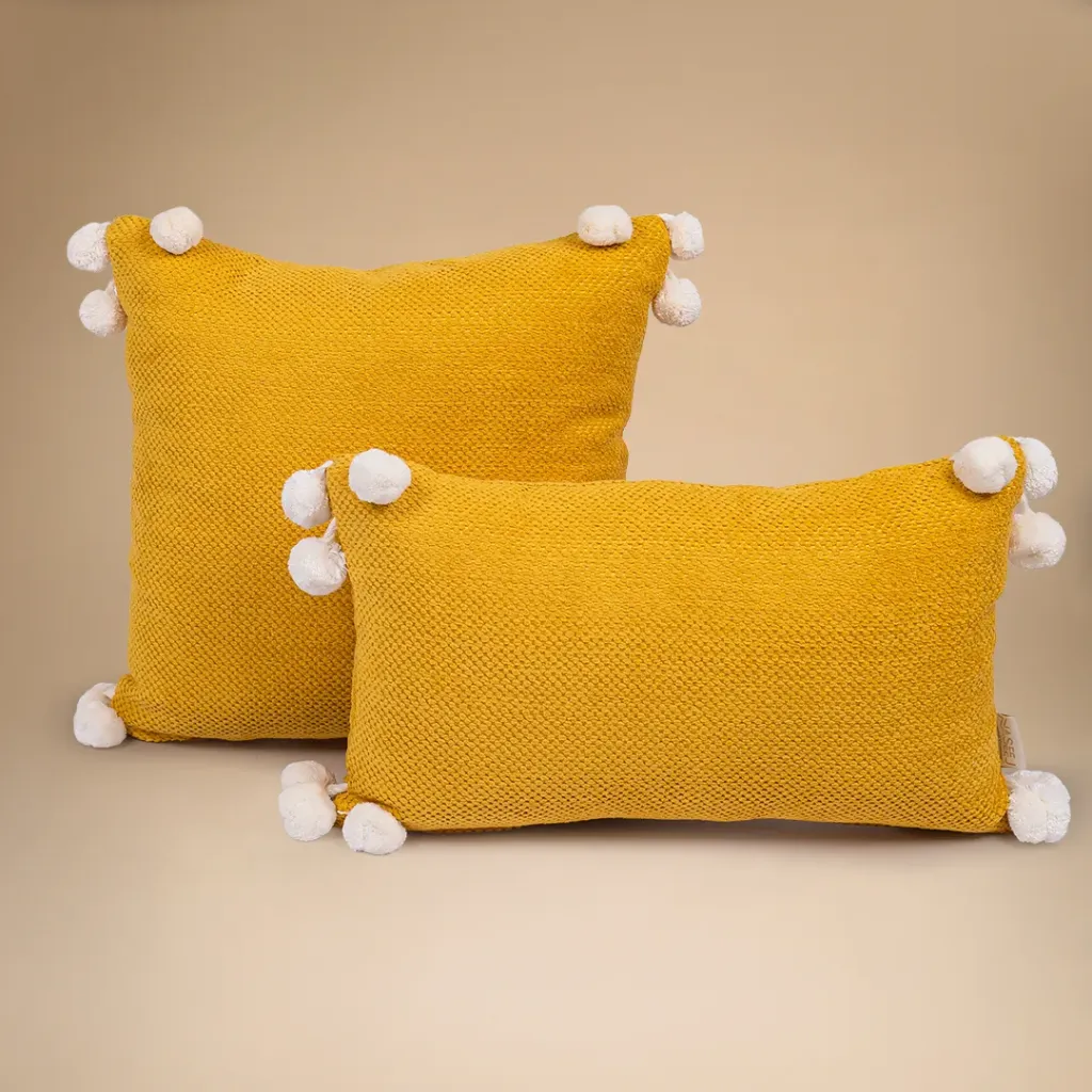 Naeema Cushion